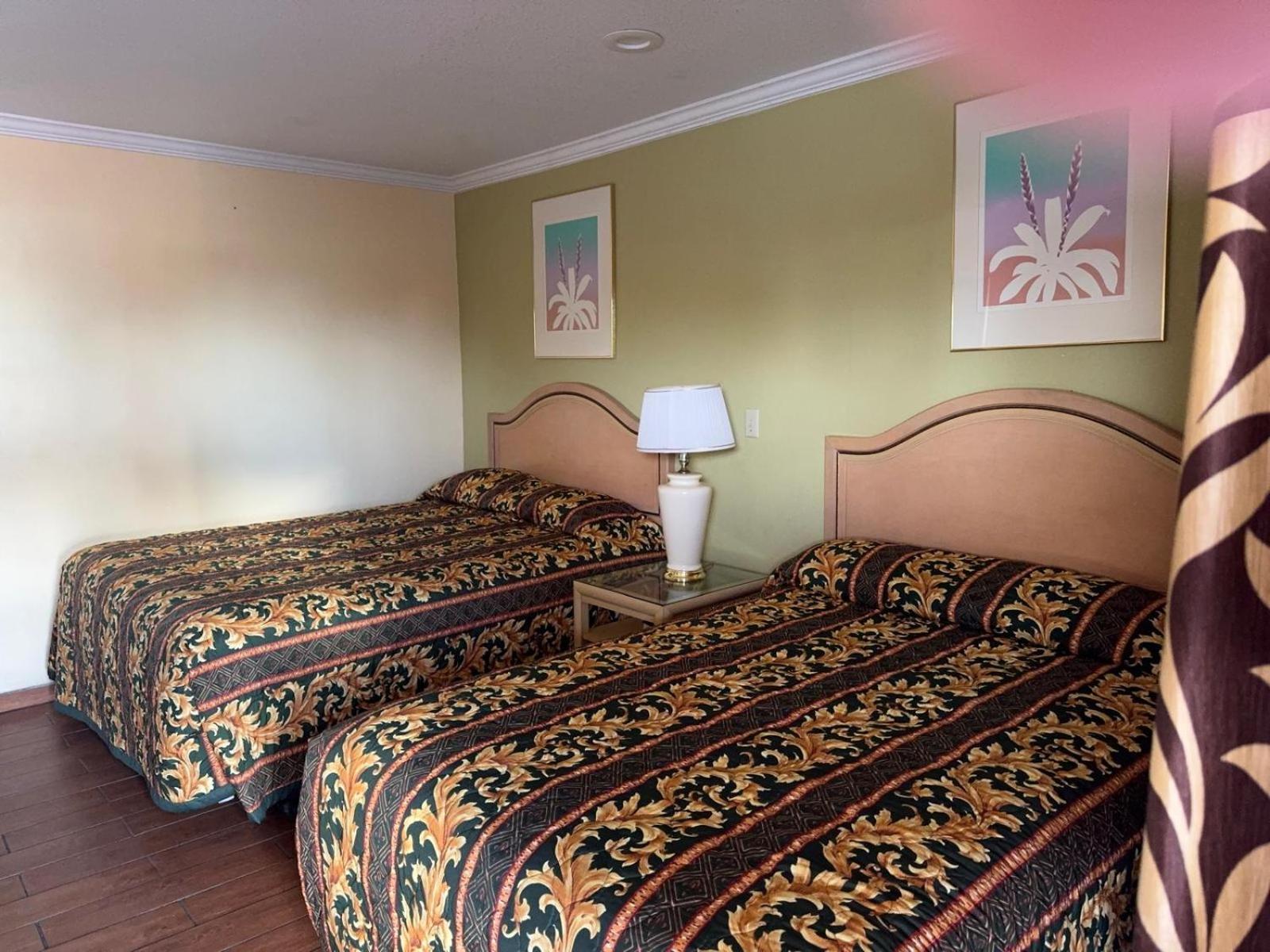 Sunstar Inn Los Banos Kültér fotó