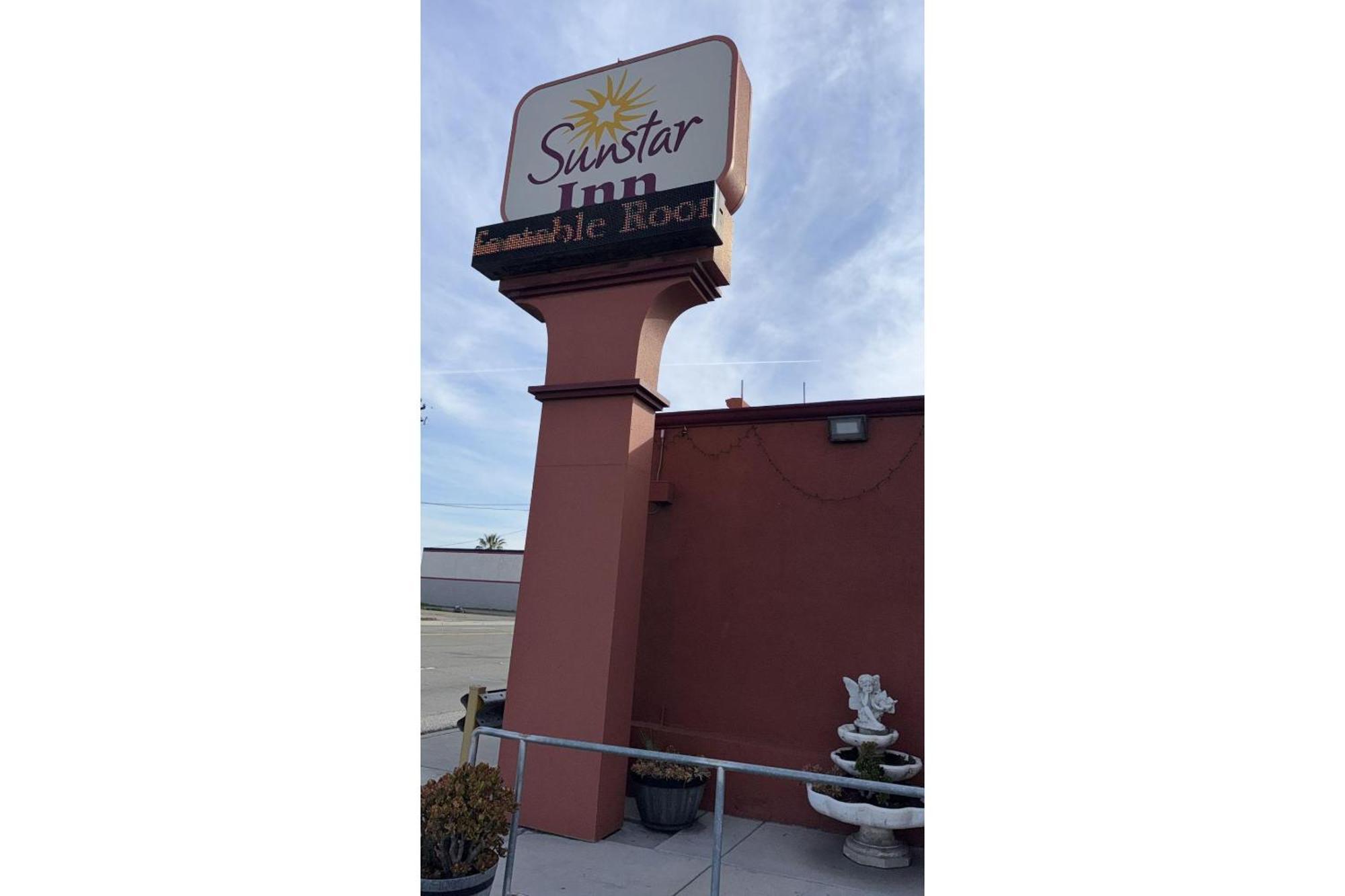 Sunstar Inn Los Banos Kültér fotó